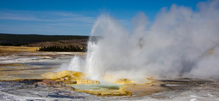 Pixabay_Free_Geyser-31177845